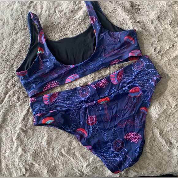 Plus Size Bikini - Picture 6 of 7